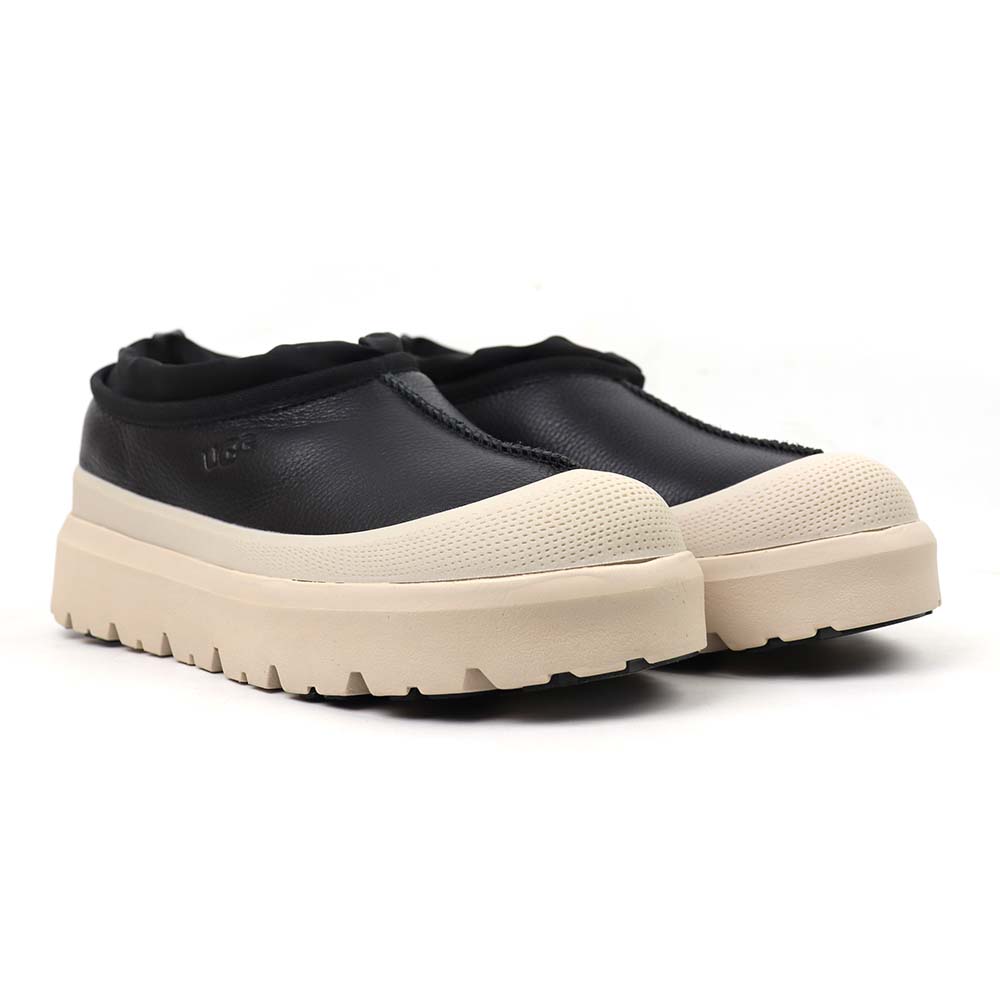 Tasman Weather Hybrid Leather Black